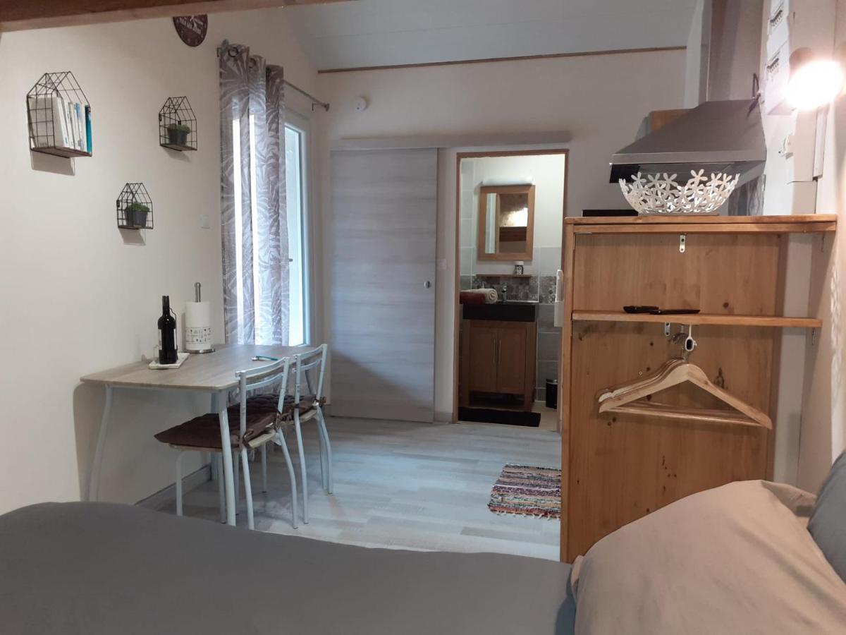 Studio Independant Dans Villa Neffies ภายนอก รูปภาพ