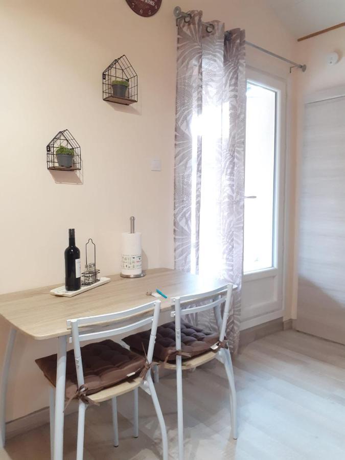 Studio Independant Dans Villa Neffies ภายนอก รูปภาพ